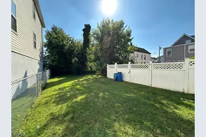 145 Smith St #2F, Elizabeth, NJ 07201 - Photo 17