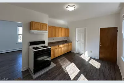 145 Smith St #2F, Elizabeth, NJ 07201 - Photo 9