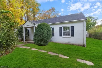 10 McCann Mill Rd, Tewksbury Township, NJ 07979 - Photo 1