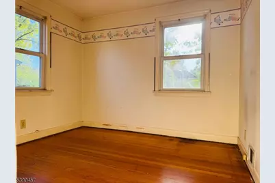 374 Raleigh Rd, Rahway, NJ 07065 - Photo 9