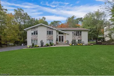 9 Keiller Ct, North Haledon, NJ 07508 - Photo 1