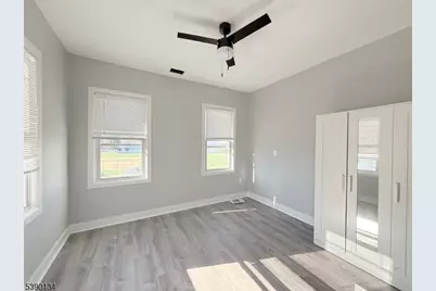 46 Hayward Ave, Carteret, NJ 07008 - Photo 3