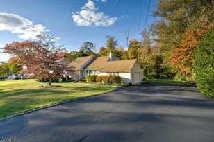 9 Commodore Dr, Jefferson Township, NJ 07849 - Photo 1