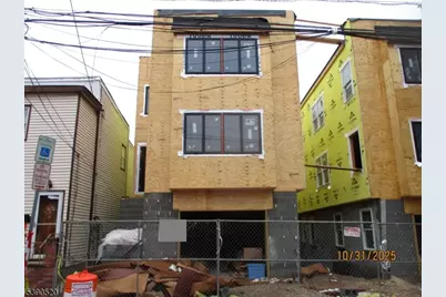 682 N 7th Street, Newark, NJ 07107 - Photo 3