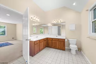 5 Sky View Garden Rd, Clinton Township, NJ 08833 - Photo 23