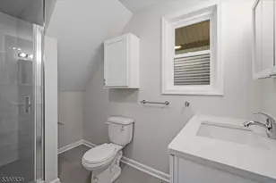 18 Sussex Ave, Morristown, NJ 07960 - Photo 9