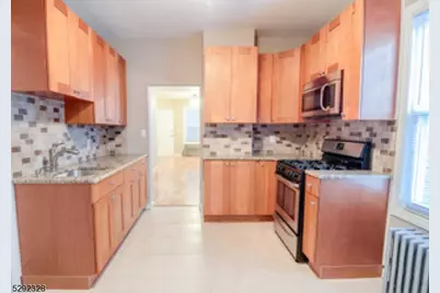 1410 Hussa St, Linden, NJ 07036 - Photo 3