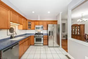 144 Jillian Blvd, Parsippany, NJ 07054 - Photo 7