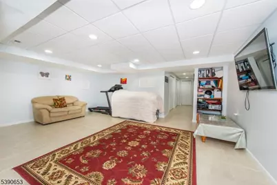 144 Jillian Blvd, Parsippany, NJ 07054 - Photo 19