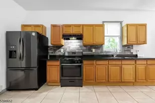 904 S 18th St, Newark, NJ 07108 - Photo 11