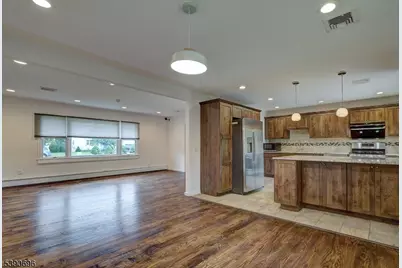 819 Ridgewood Rd, Millburn, NJ 07041 - Photo 15