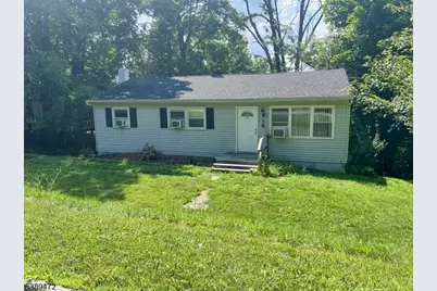 54 Summit Rd, Hamburg, NJ 07419 - Photo 1