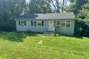 54 Summit Rd, Hamburg, NJ 07419 - Photo 1