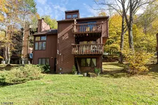 13 Village Way, Vernon Twp., NJ 07462 - Photo 33