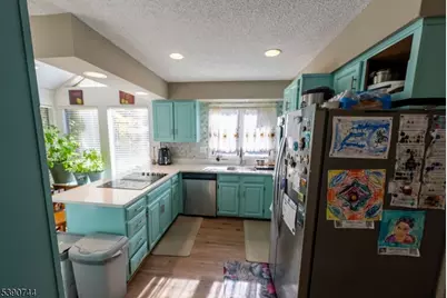 13 Village Way #E7, Vernon Twp., NJ 07462 - Photo 7