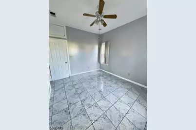 131 Bellevue St, Elizabeth, NJ 07202 - Photo 11