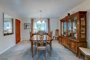 798 Pinewood Rd, Union Township, NJ 07083 - Photo 7