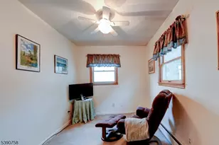 798 Pinewood Rd, Union Township, NJ 07083 - Photo 11