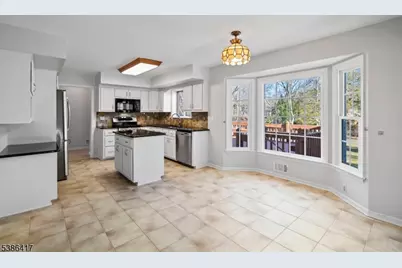 4 Westminster Dr, Clinton Township, NJ 08801 - Photo 9