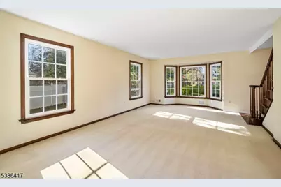 4 Westminster Dr, Clinton Township, NJ 08801 - Photo 5