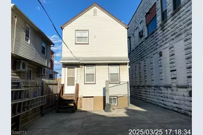 81 Waydell St, Newark, NJ 07105 - Photo 3