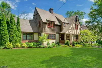 19 Hawthorne Rd, Millburn, NJ 07078 - Photo 1