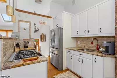 6 Mulberry Trl, Kinnelon, NJ 07405 - Photo 11