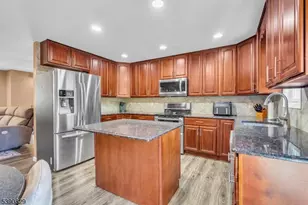 15 Henderson St, Oxford Township, NJ 07863 - Photo 5