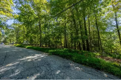 6 Ridge Rd, Vernon, NJ 07461 - Photo 9