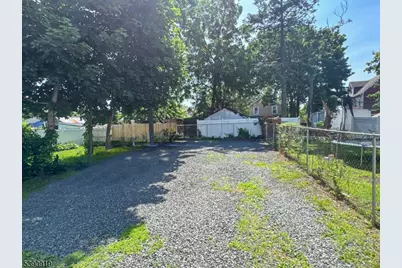 808 E 3rd St, Plainfield, NJ 07062 - Photo 15