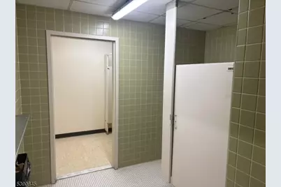 141 Southside Ave, Bridgewater, NJ 08807 - Photo 17