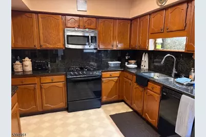 267 Park Ave, Nutley, NJ 07110 - Photo 9