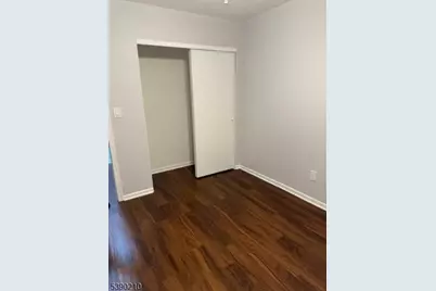 1 Upperbrook Ct, Sayreville Boro, NJ 08859 - Photo 9