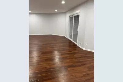 1 Upperbrook Ct, Sayreville Boro, NJ 08859 - Photo 3