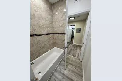 811 S 13th St, Newark, NJ 07108 - Photo 21