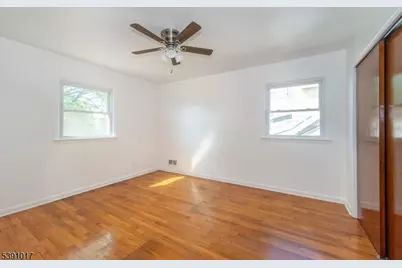 95 N 16th St, Prospect Park, NJ 07508 - Photo 25