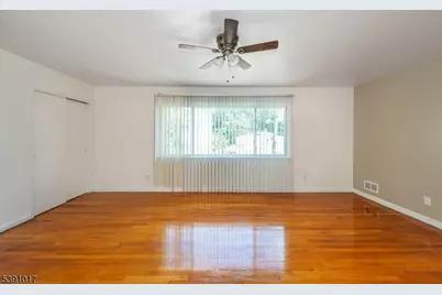 95 N 16th St, Prospect Park, NJ 07508 - Photo 39