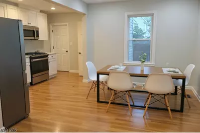 94 Sanford St, East Orange, NJ 07018 - Photo 7