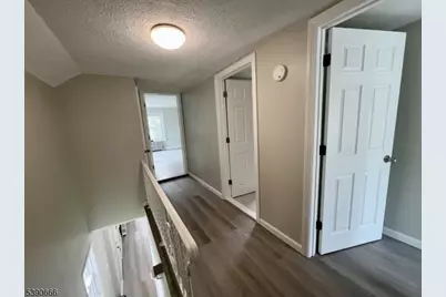 28 Harmony St, North Plainfield, NJ 07060 - Photo 9