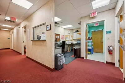 1465 State Route 31, Clinton Township, NJ 08801 - Photo 9