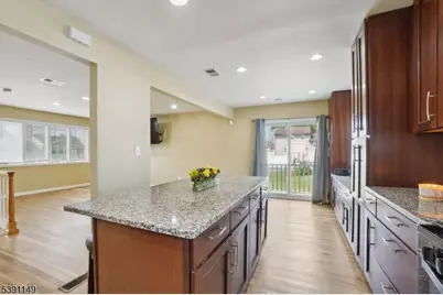 18 Boyd Ter, Kenilworth, NJ 07033 - Photo 17