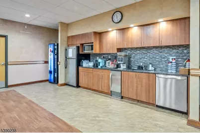 330 Changebridge Rd, Montville Township, NJ 07058 - Photo 11