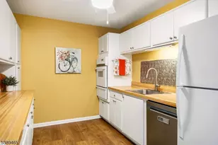 18 Springfield Ave, Cranford Township, NJ 07016 - Photo 11