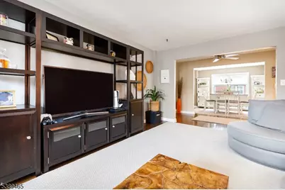 18 Springfield Ave #2D, Cranford Township, NJ 07016 - Photo 15