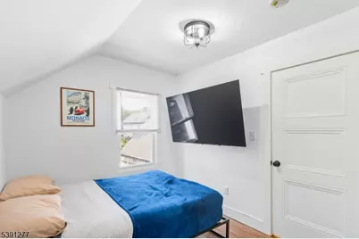 205 S Jefferson St, Orange, NJ 07050 - Photo 17