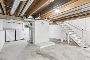 205 S Jefferson St, Orange, NJ 07050 - Photo 21