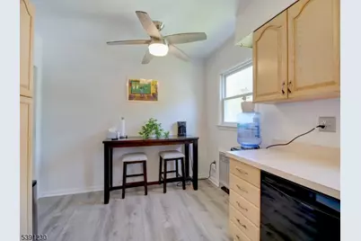 110 Orchard Rd #2, Maplewood, NJ 07040 - Photo 9