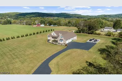 4A Deer Ct, Holland Township, NJ 08848 - Photo 1