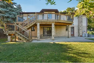 8 Cambridge Rd, Totowa, NJ 07512 - Photo 31