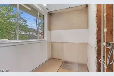 86 88Chancellor Ave, Newark, NJ 07112 - Photo 7